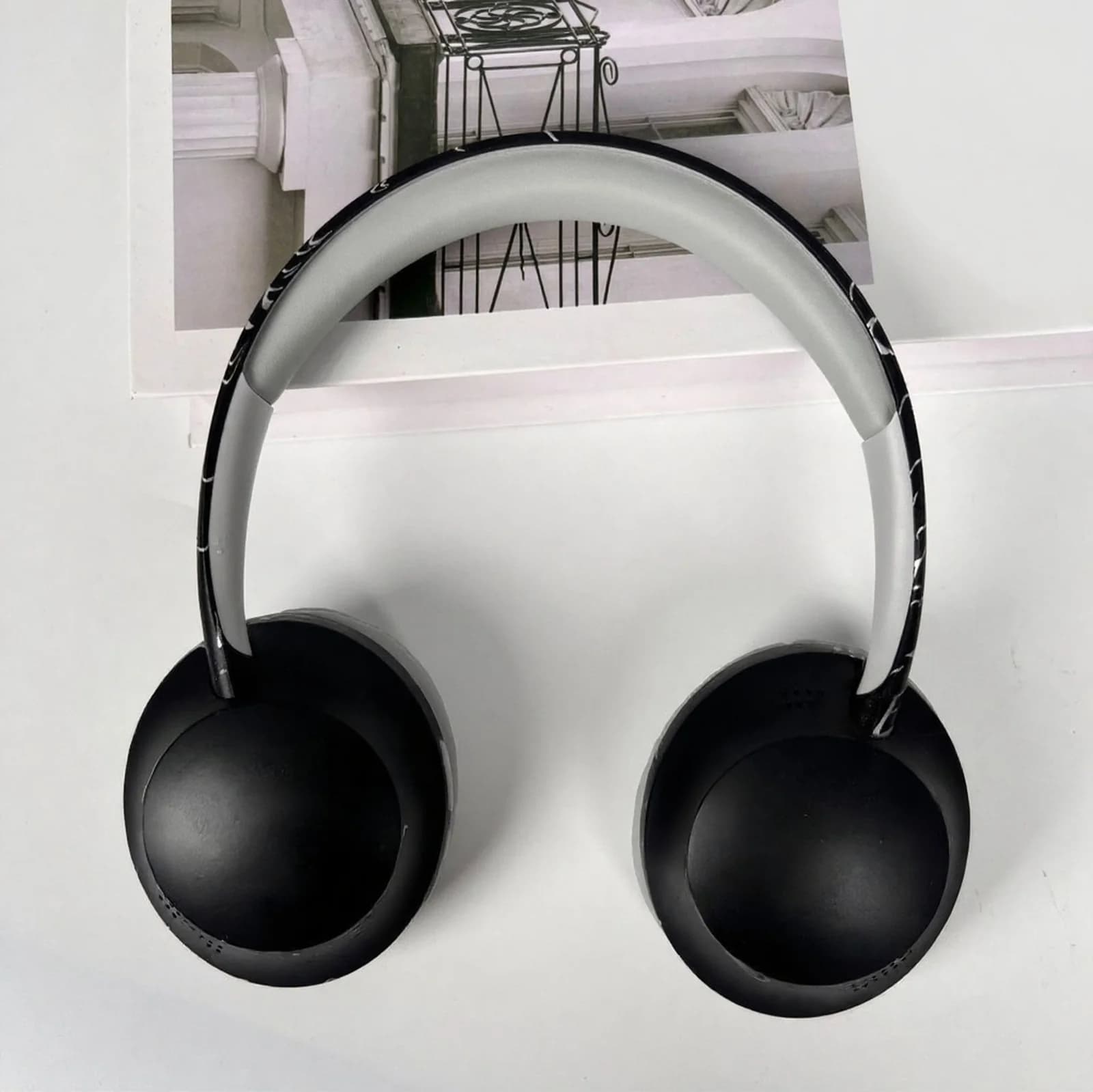 Draadloze over-ear koptelefoon met Bluetooth 5.4 en TF-kaartsleuf
