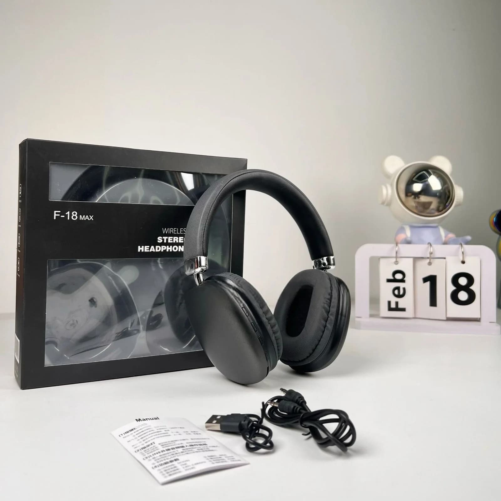 Draadloze over-ear koptelefoon met Bluetooth 5.4 en lange batterijduur