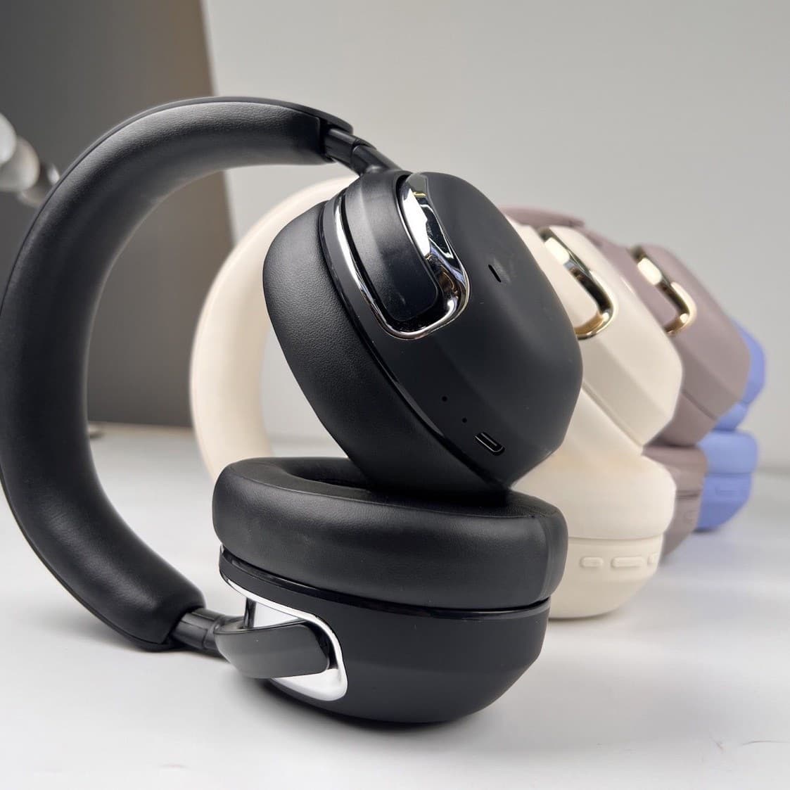 Actieve ruisonderdrukking draadloze over-ear koptelefoon met microfoon